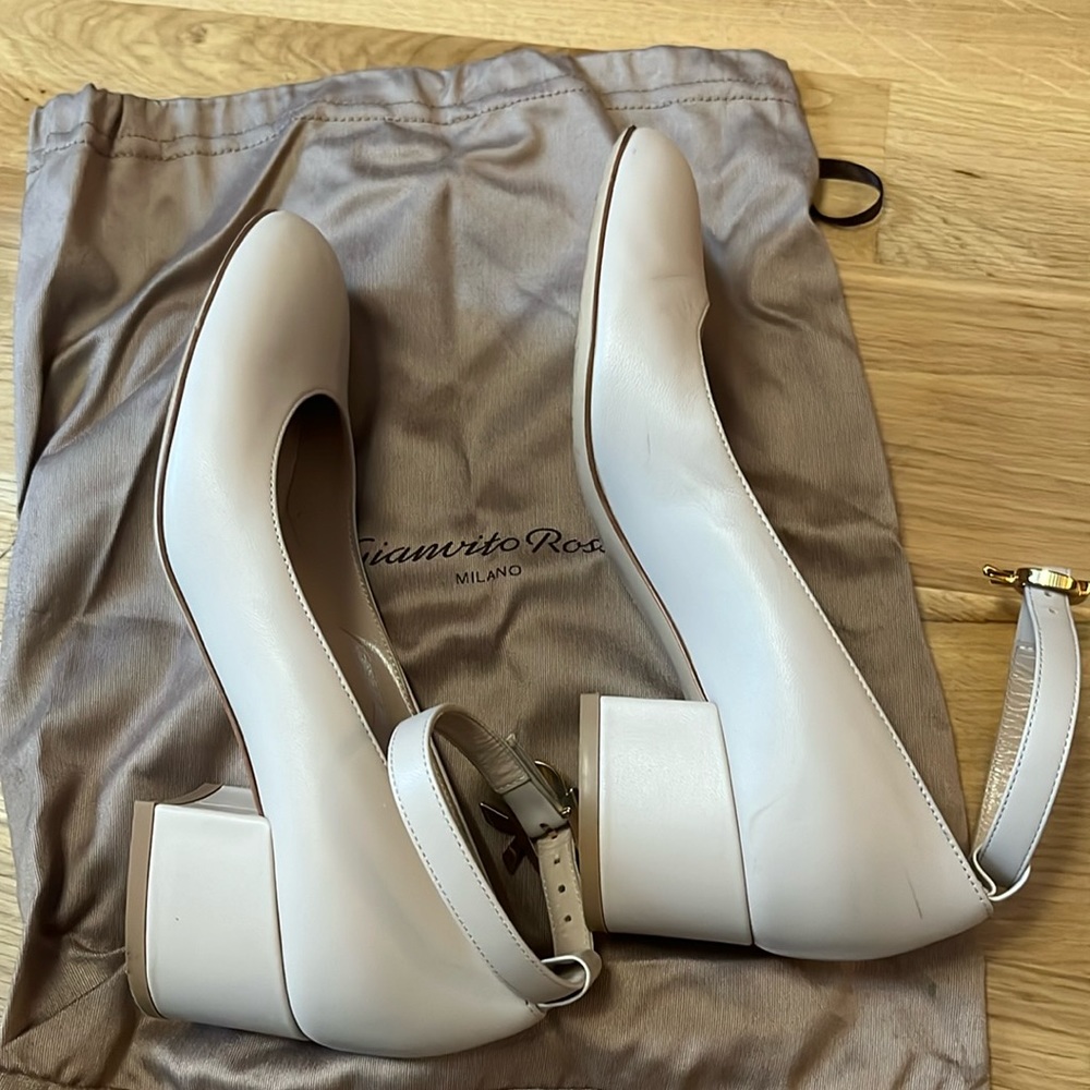 Gianvitto Rossi pumps